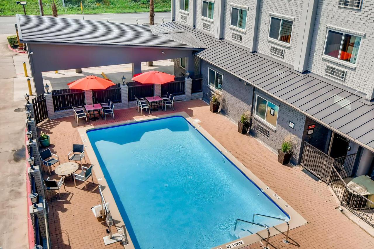 Orangewood Inn And Suites Midtown Austin Exterior foto