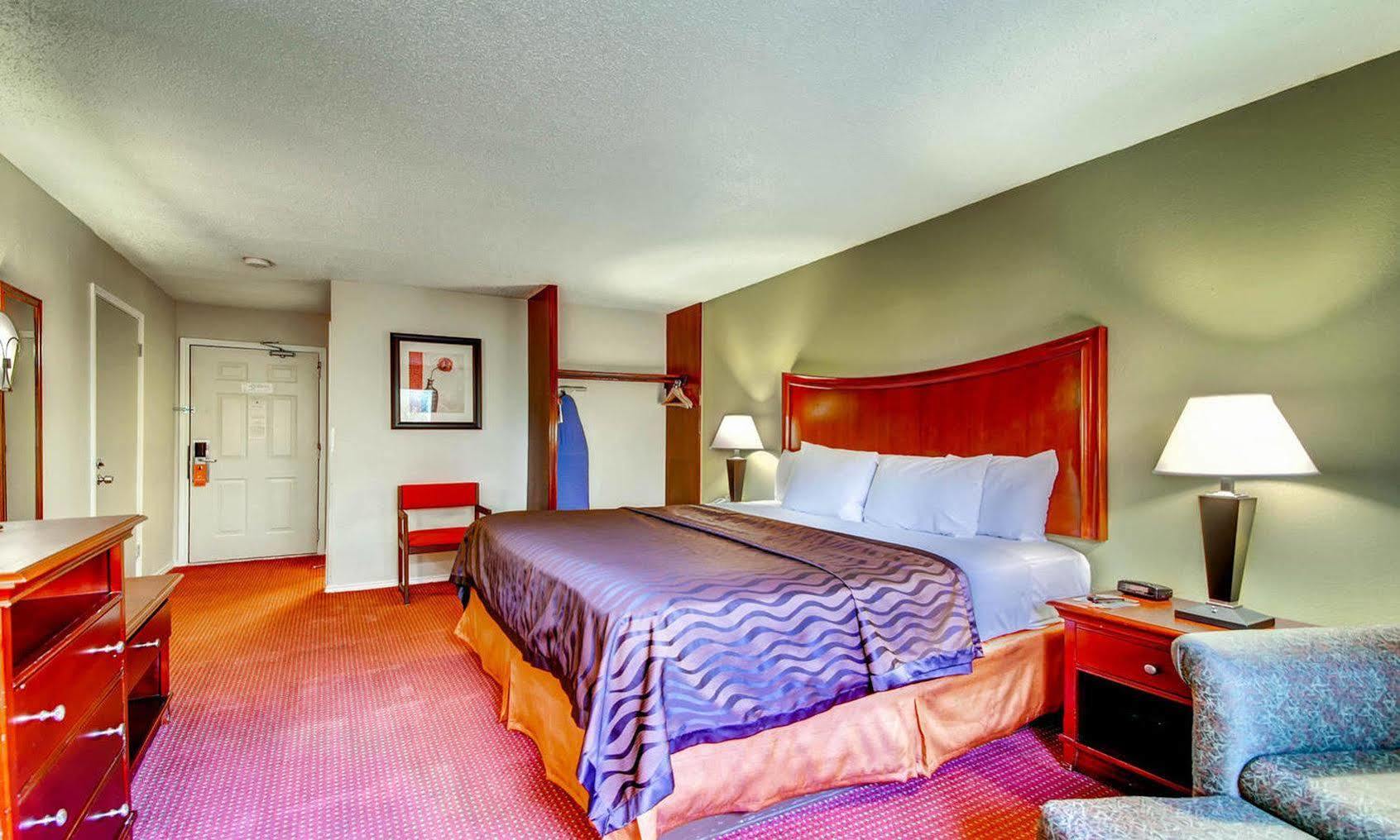 Orangewood Inn And Suites Midtown Austin Exterior foto